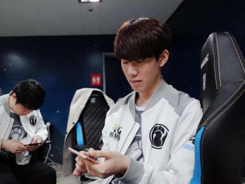 IKLA ： ＂ kvem 非法签署了与 Passion UA 的合同；＂