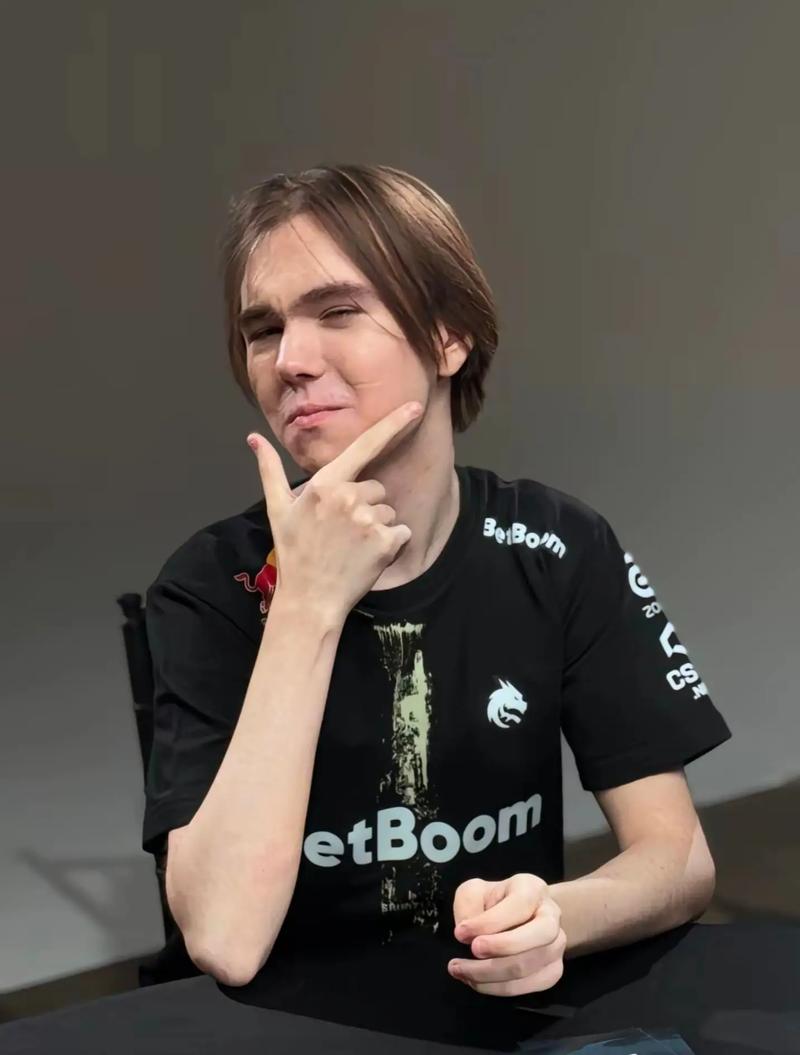 ThunderTalk Gaming 战胜 Weibo Gaming ， Top Esports 击败 JD Gaming 于 LPL 分裂 2 2025